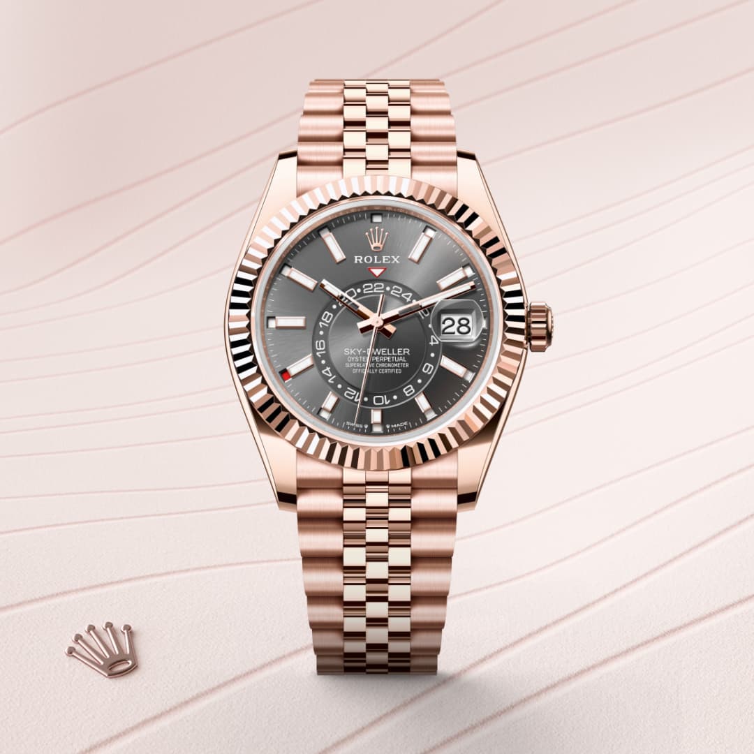 Rolex Sky-Dweller ref: M336935-0008 oyster, 42 mm, oro everose. De movimiento perpetual, mecánico, de cuerda automática, doble huso horario, calendario anual con calibre 9002, Manufactura Rolex.