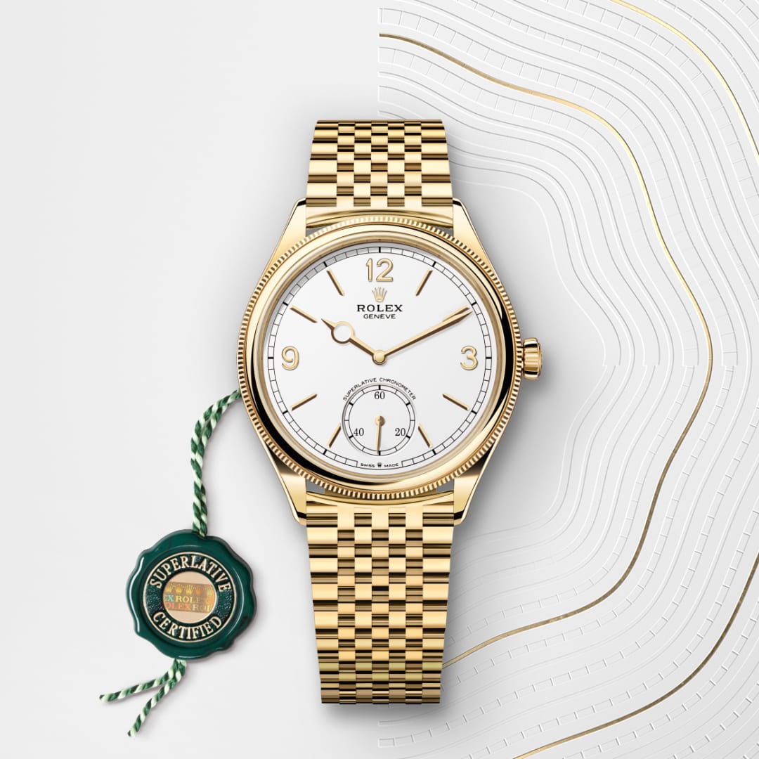 El reloj Rolex 1908 ref: M52508-0008 viene acompañado de un sello verde, un símbolo de su estatus de Cronómetro Superlativo, aplicando la garantía de cinco años. 