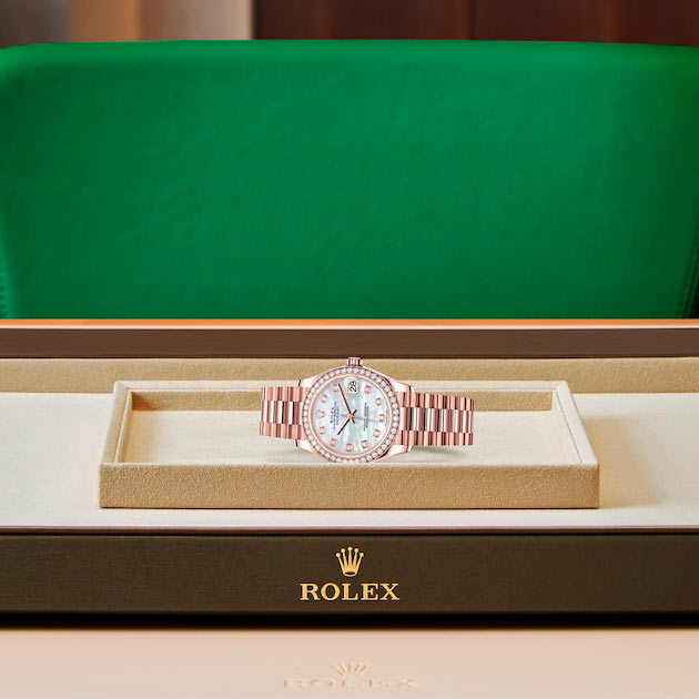 Exposición en la joyeria del reloj Rolex Datejust 31 Oro Everose de 18 quilates ref: M278285RBR-0005