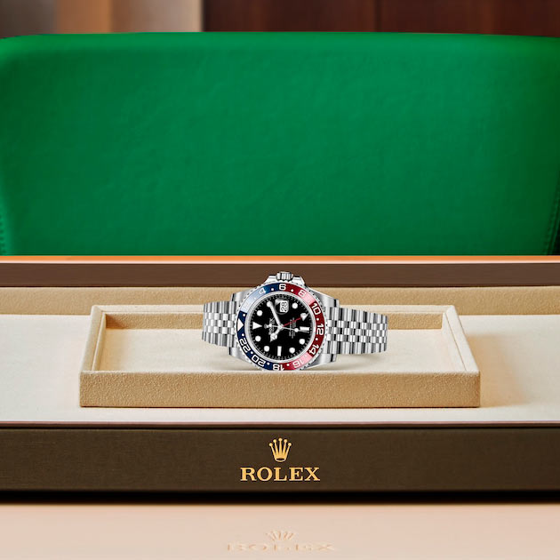 Exposición en la joyeria del reloj Rolex GMT-Master II Acero Oystersteel ref: M126710BLRO-0001