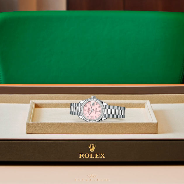 Exposición en la joyeria del reloj Rolex Lady-Datejust Oro blanco de 18 quilates ref: M279139RBR-0002