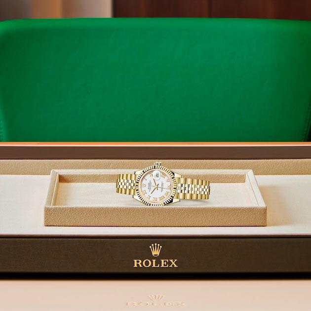 Exposición en la joyeria del reloj Rolex Lady-Datejust Oro amarillo de 18 quilates ref: M279178-0030