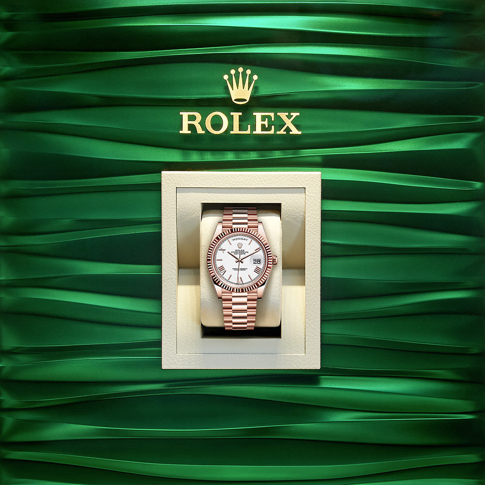 day-date-m228235-0032