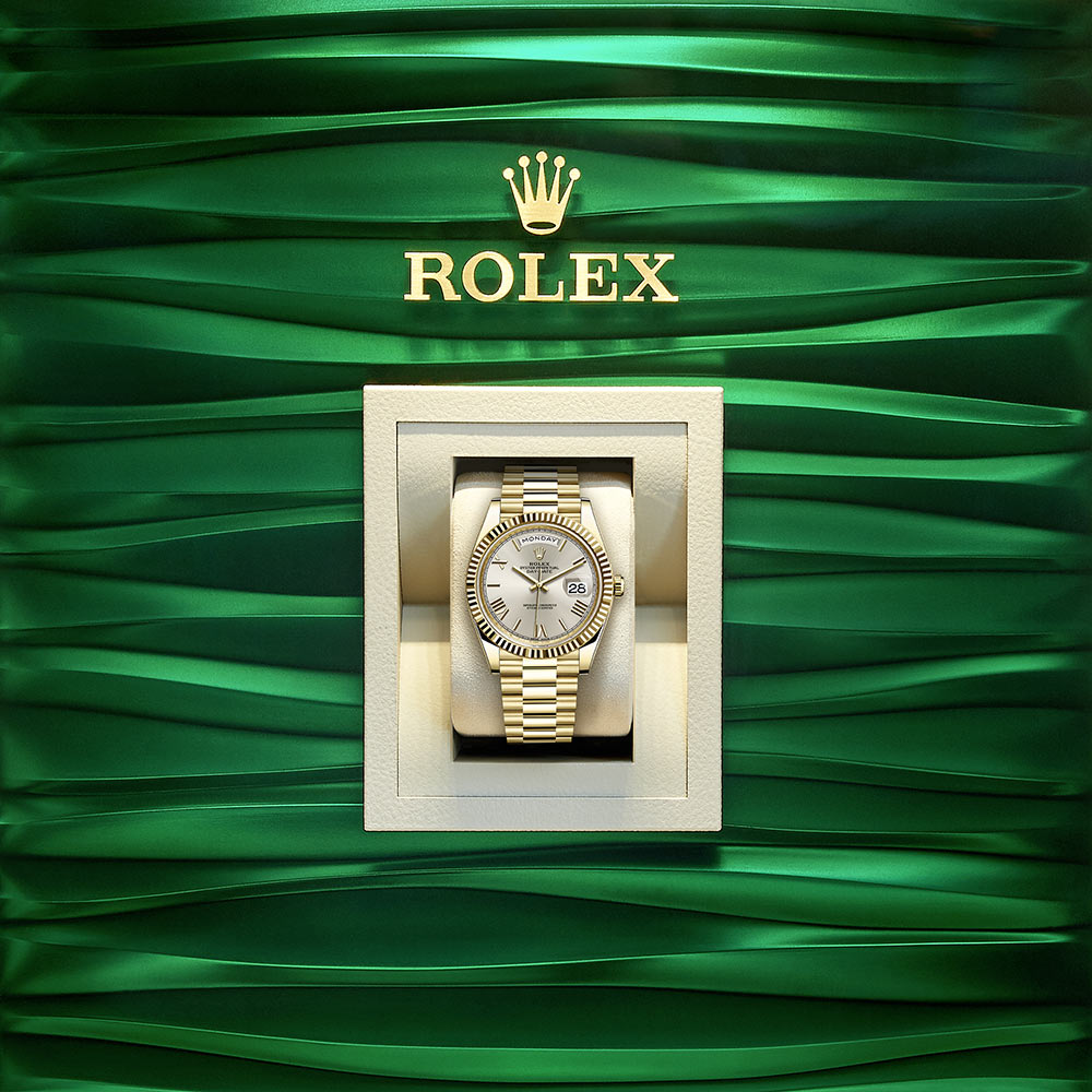 day-date-m228238-0002