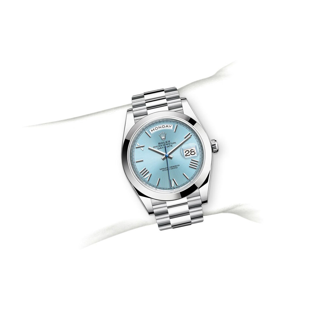 day-date-m228206-0044
