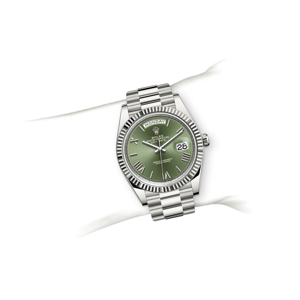 day-date-m228239-0033