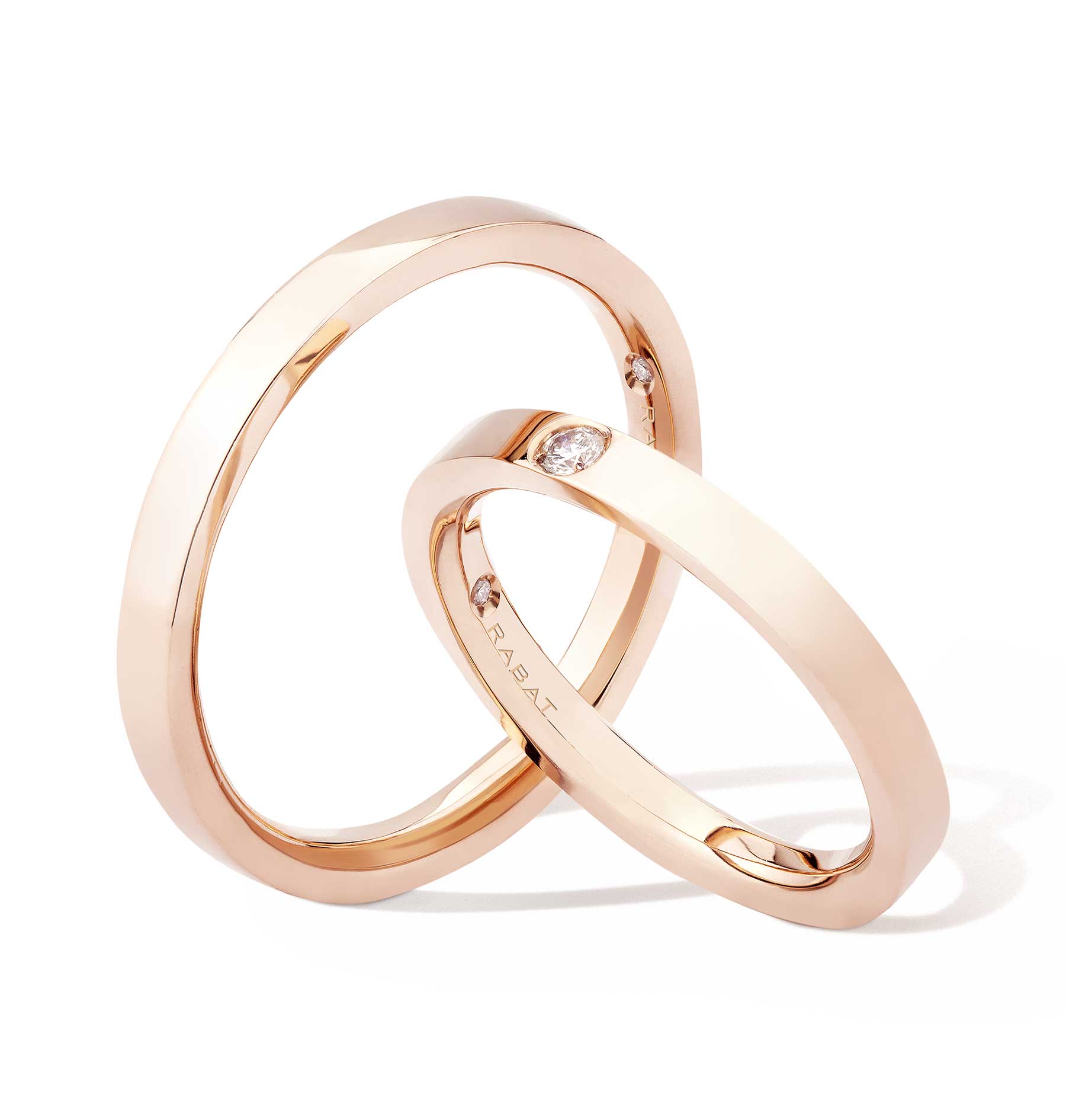 Wedding bands in 18k rose gold, white gold and 18k yellow gold at RABAT Jewelry